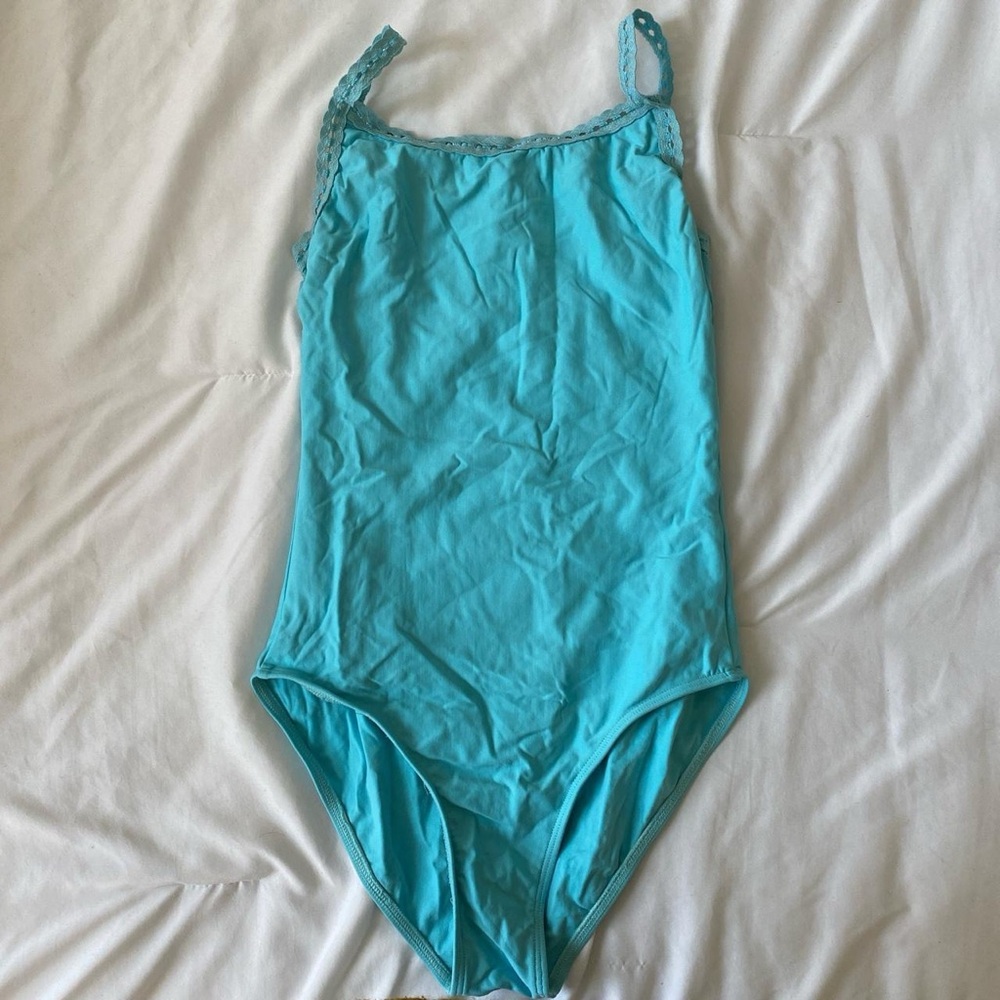 wear moi leotard